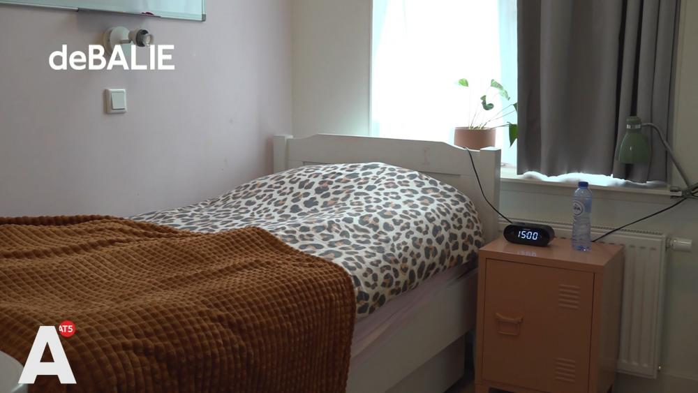 Slaapkamer in de crisisopvang