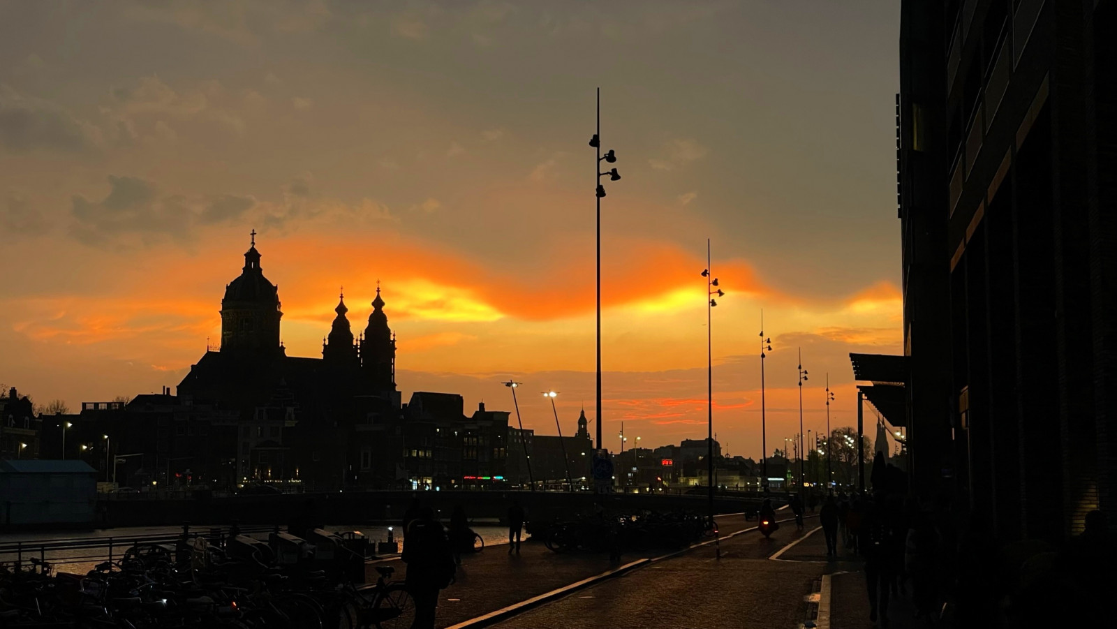 Stormachtige lucht in Centrum