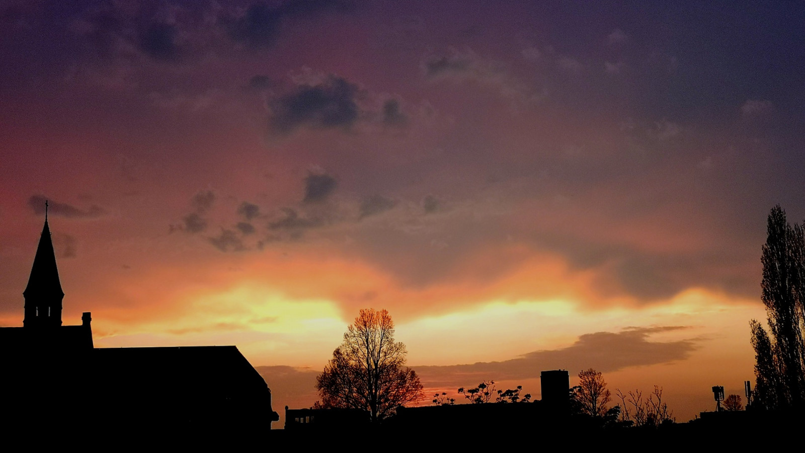 Bijzondere lucht boven de stad