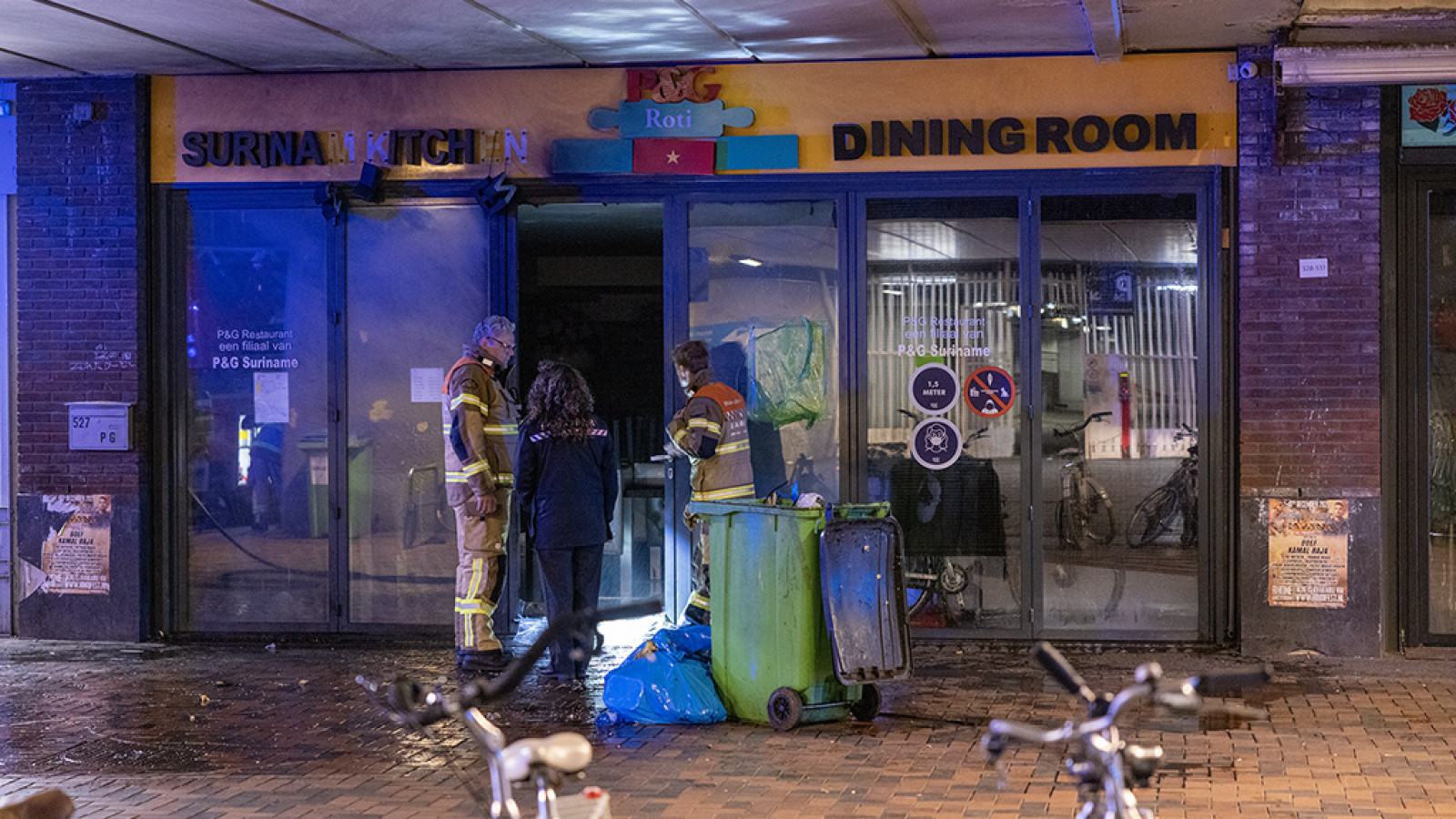 Explosie en brand bij restaurant aan Bijlmerplein 