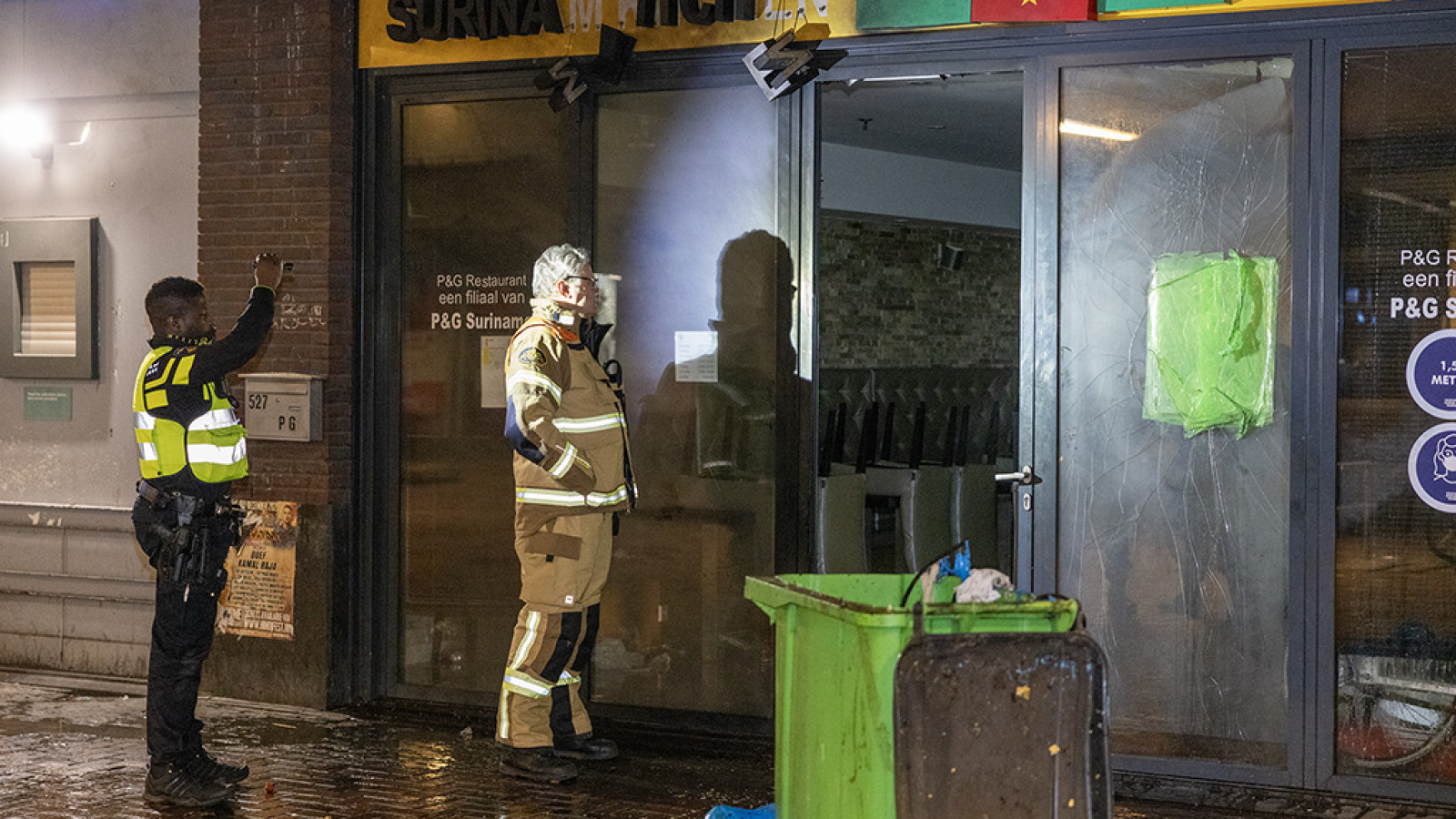 Explosie en brand bij restaurant aan Bijlmerplein 