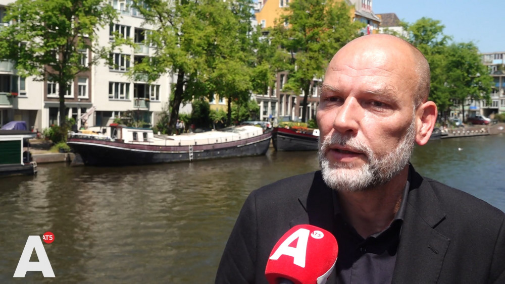 Amsterdam mikt op meer structurele opvanglocaties voor vluchtelingen