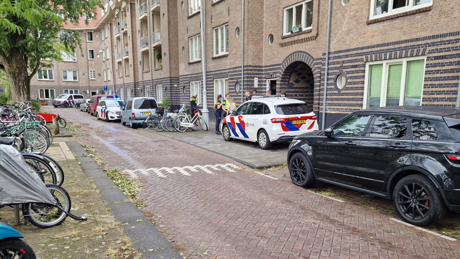 Gewonde bij steekpartij Spaardammerstraat