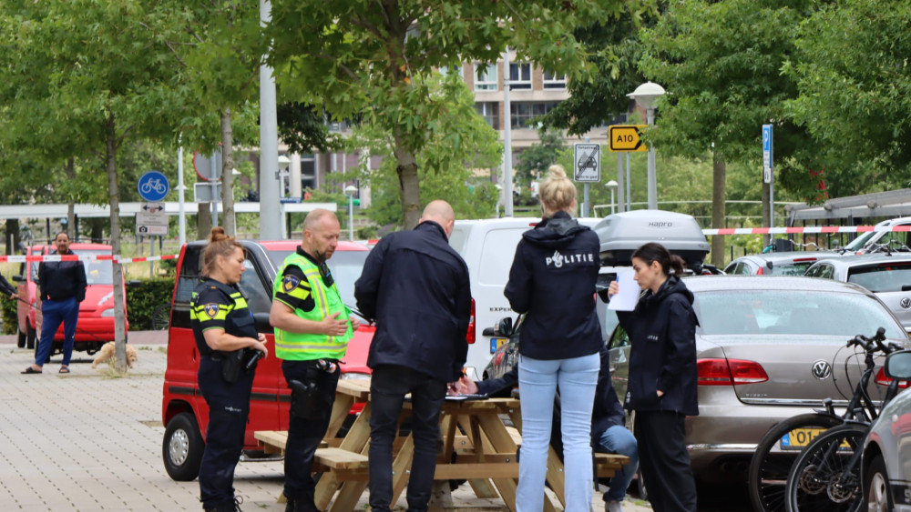 Steekincident Robert Scottstraat: Een Dode En Zwaargewonde, Verdachte ...