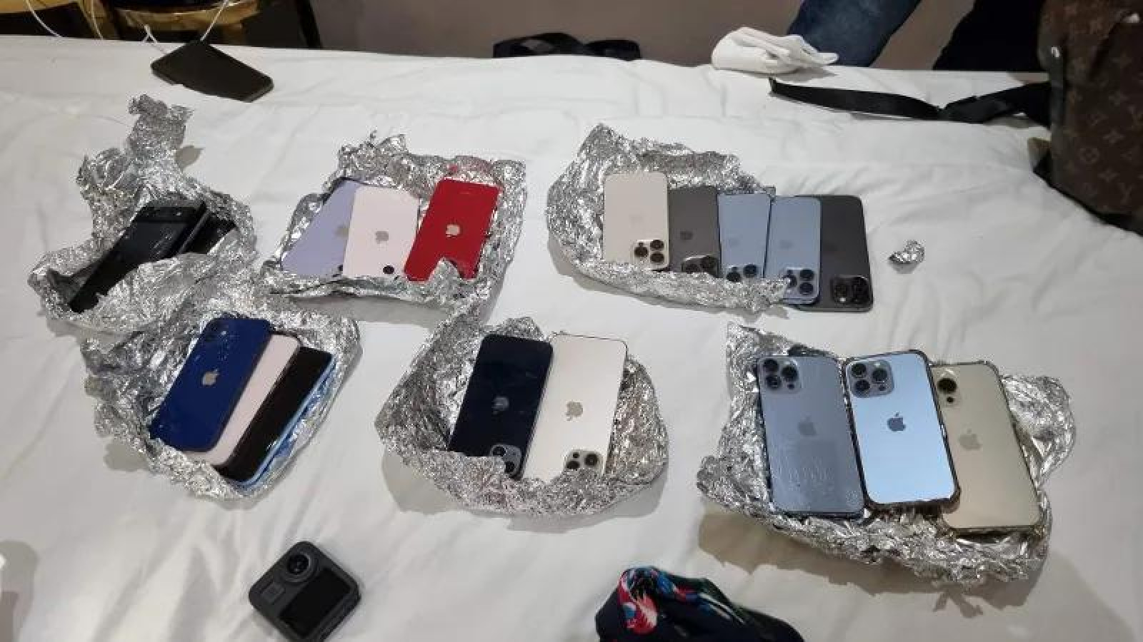 Deze gestolen Iphones werden gevonden