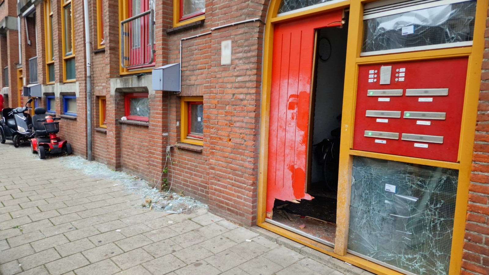 Explosie Derde Oosterparkstraat