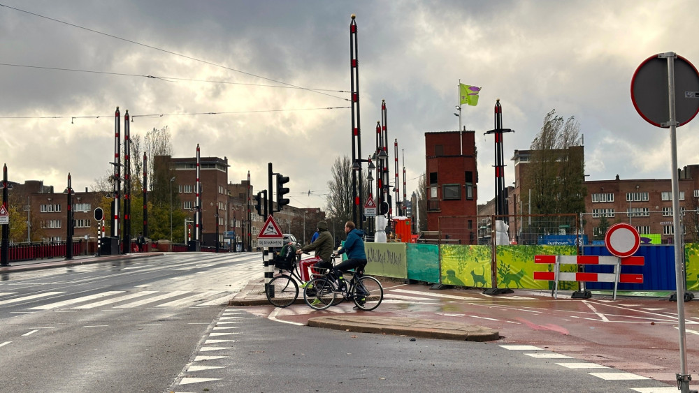 Berlagebrug Drie Nachten Op Rij Afgesloten Voor Voetgangers Fietsers