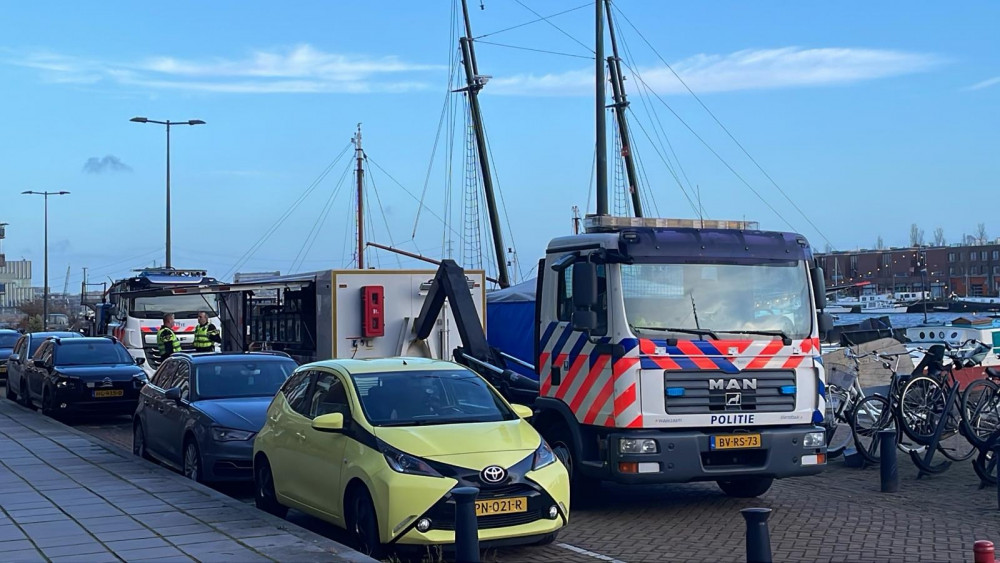 Lichaam Gevonden In Water Bij De Levantkade - AT5