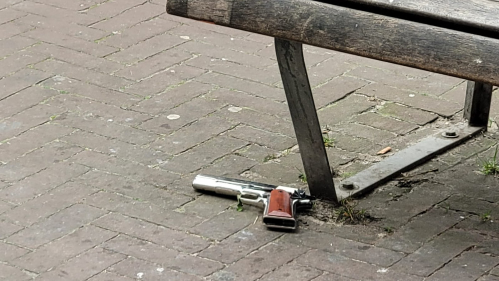 Agent Lost Waarschuwingsschot Na Overval Kinkerstraat - AT5