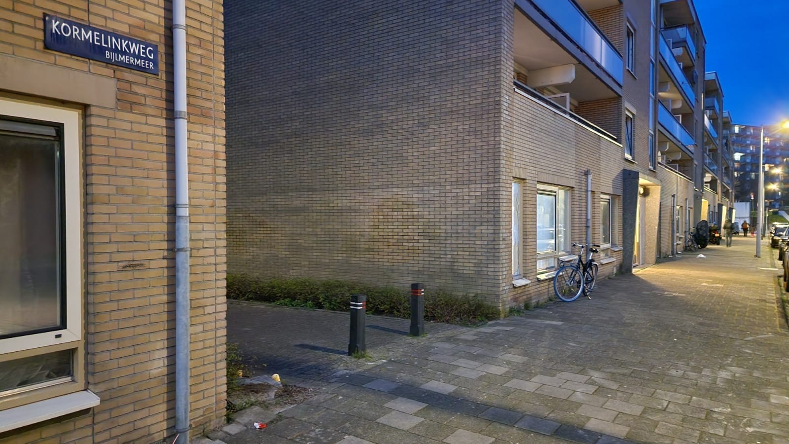 Explosie bij woning in Zuidoost