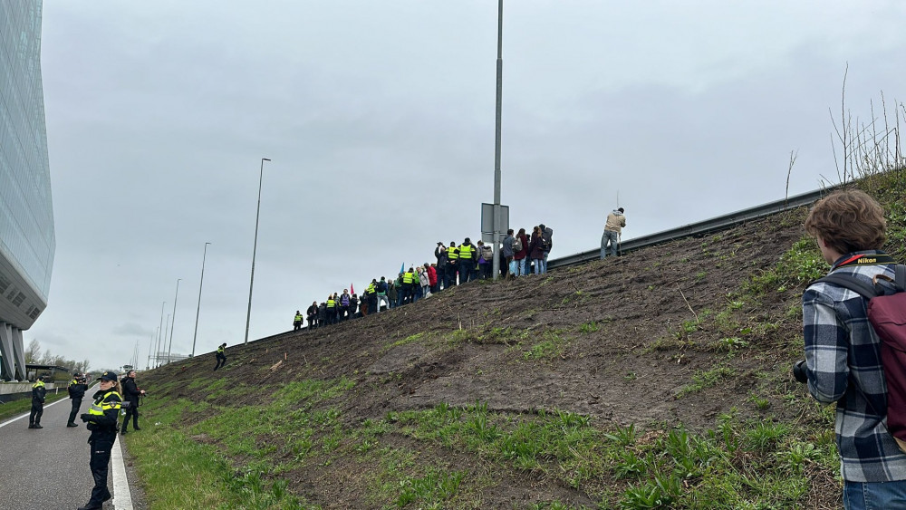 XR Zegt Na Mislukte Blokkade Volgende Keer Mogelijk Onaangekondigd ...