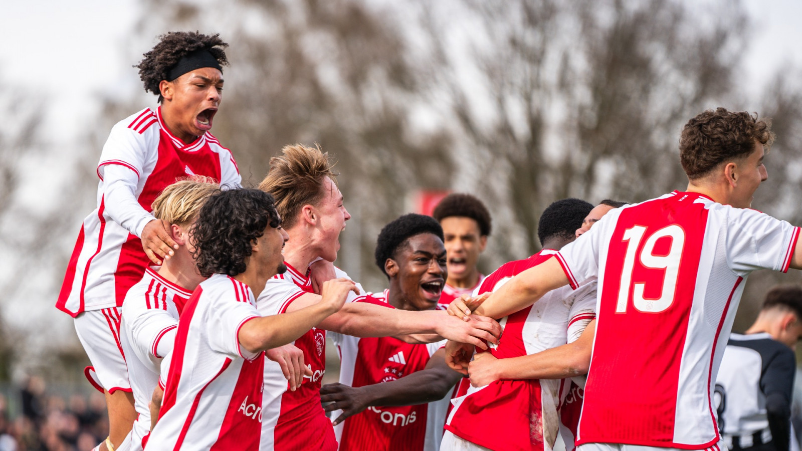 Ajax wint finale Future Cup 