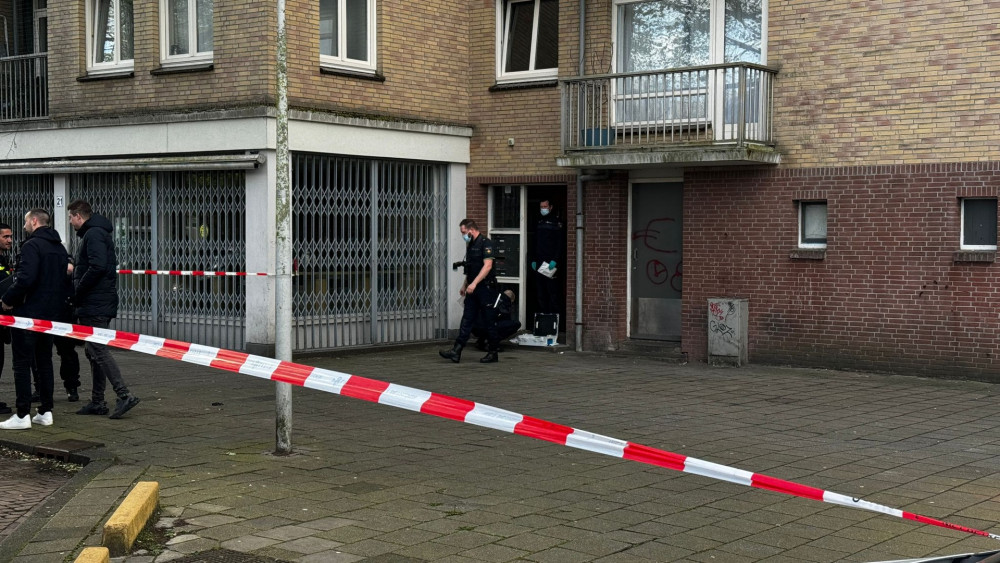 Police Investigating Explosion and Vandalism at Louis Couperusstraat in Slotermeer