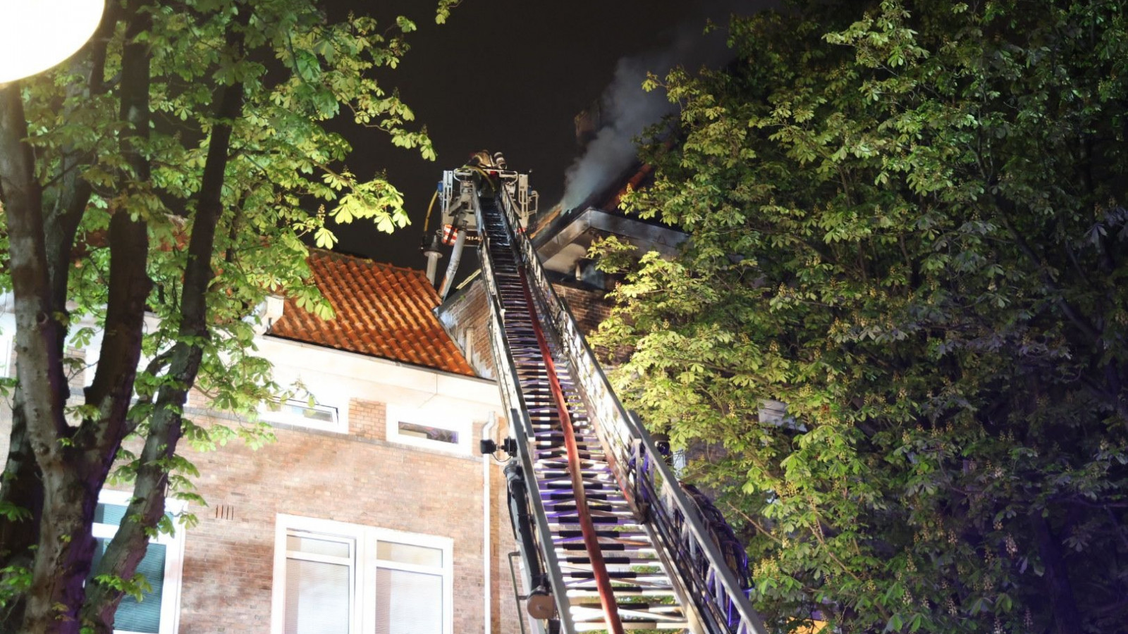 Brand Pieter van der Doesstraat