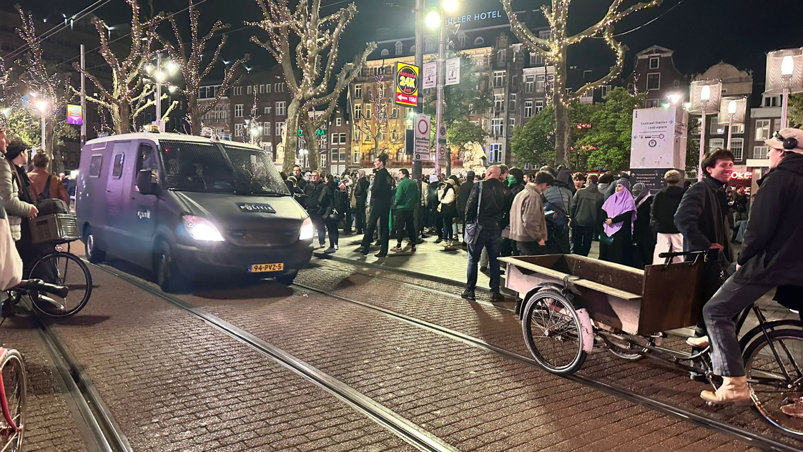 Klein aantal activisten nog op Rembrandtplein