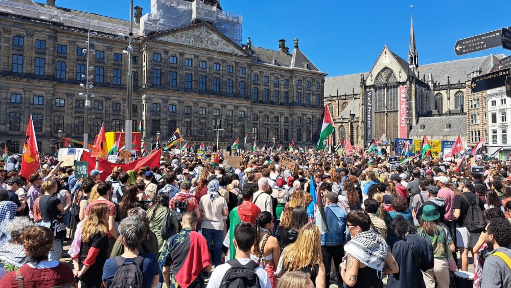 Protest tegen genocide in Gaza op de Dam, stille tocht vanaf Amstelveld