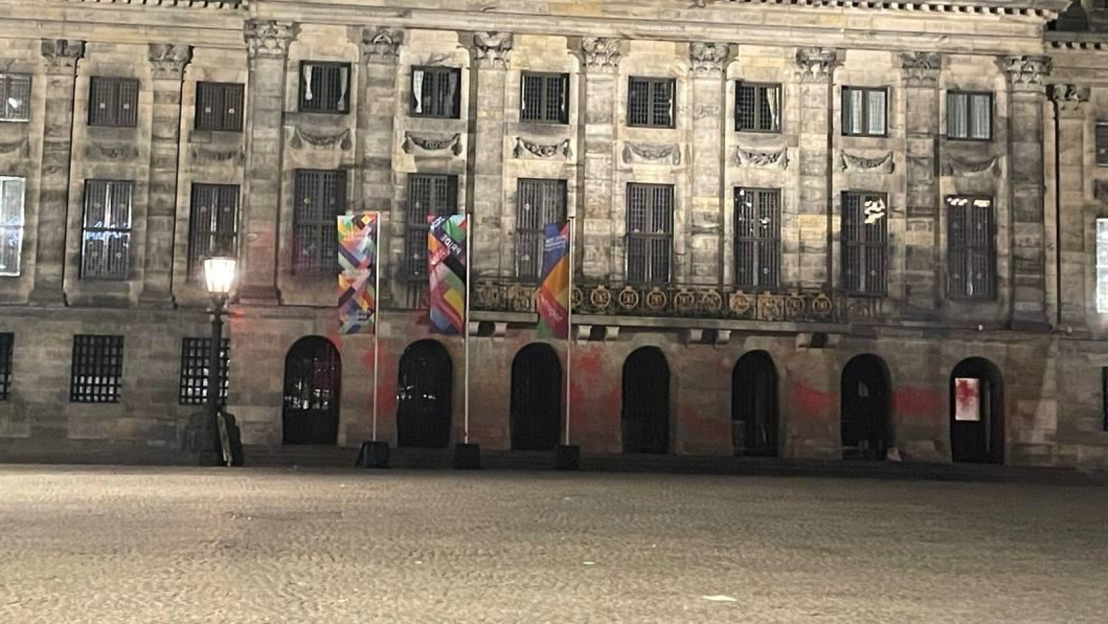 Bekladding Paleis op de Dam