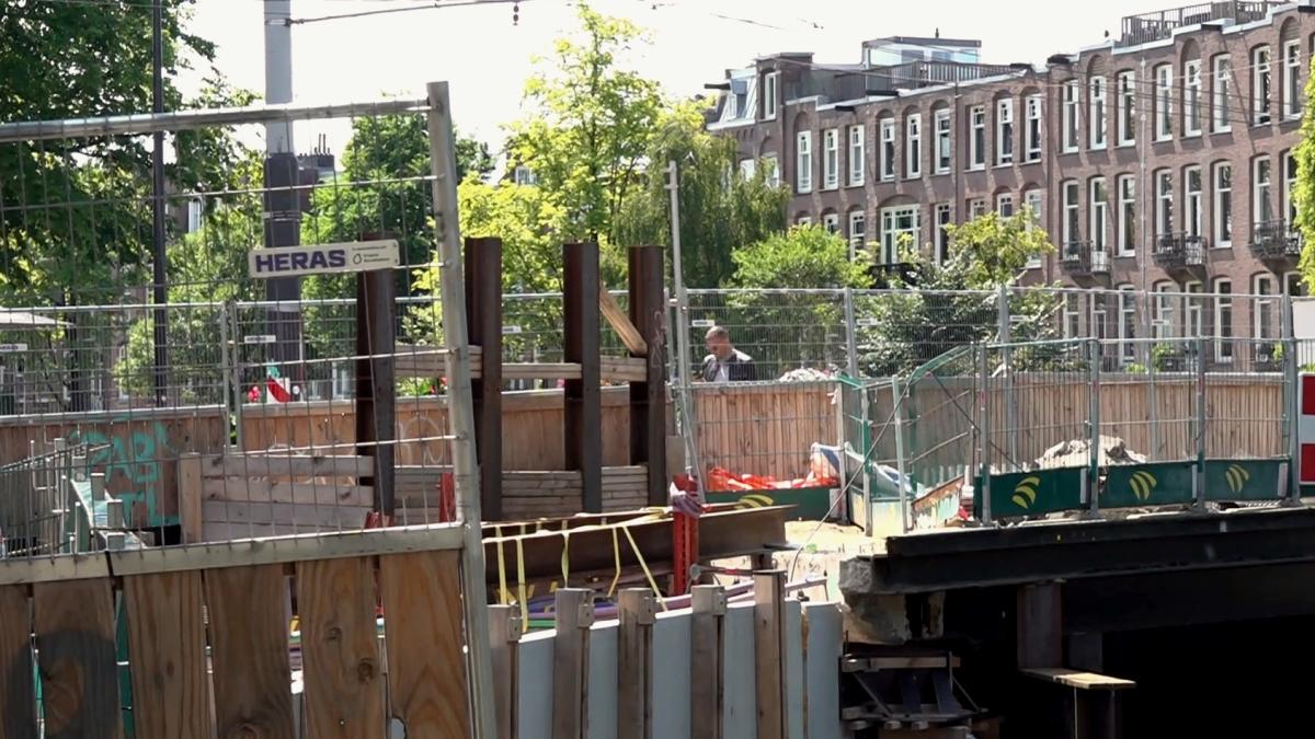At5 Files Verkeershinder door nieuwe werkzaamheden op en rond gebied Rozengracht ...