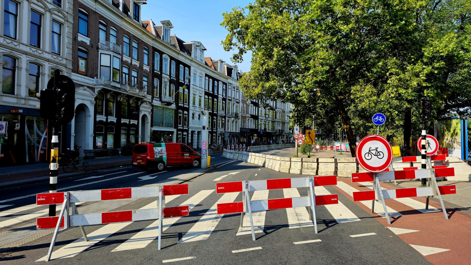 Deel Stadhouderskade afgesloten