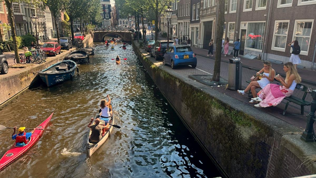 Code geel om 'onaangename, benauwde hitte' - AT5