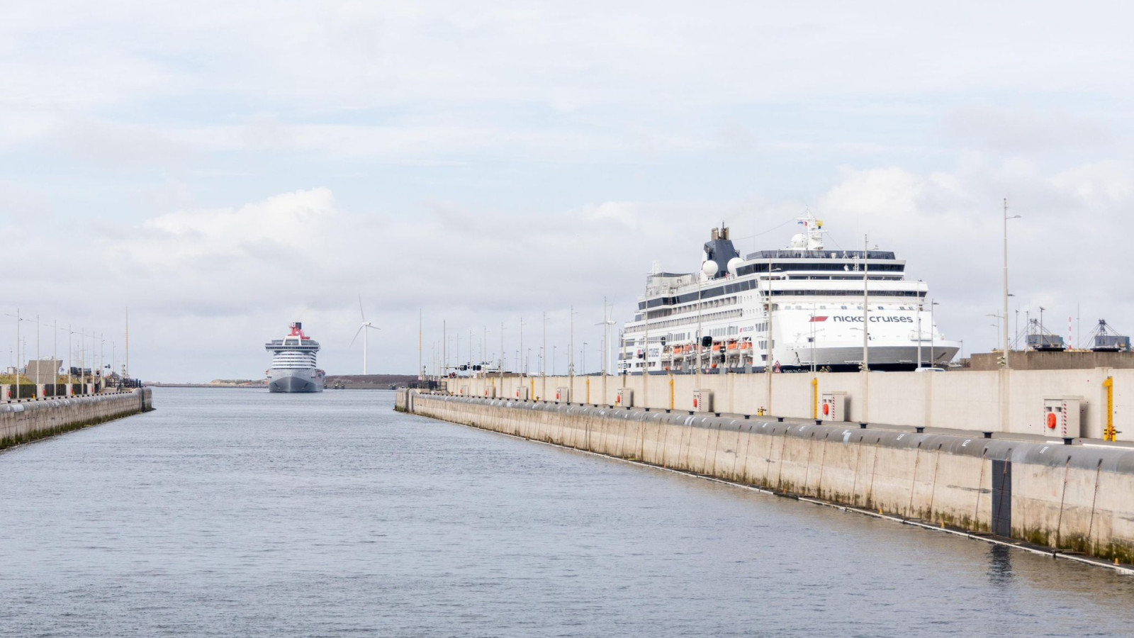 Weer blokkade cruiseschepen