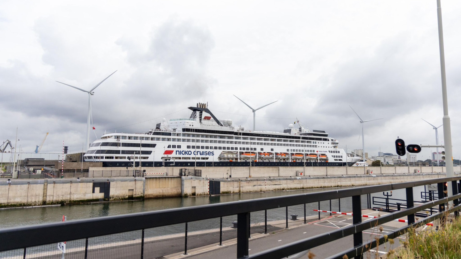 Weer blokkade cruiseschepen