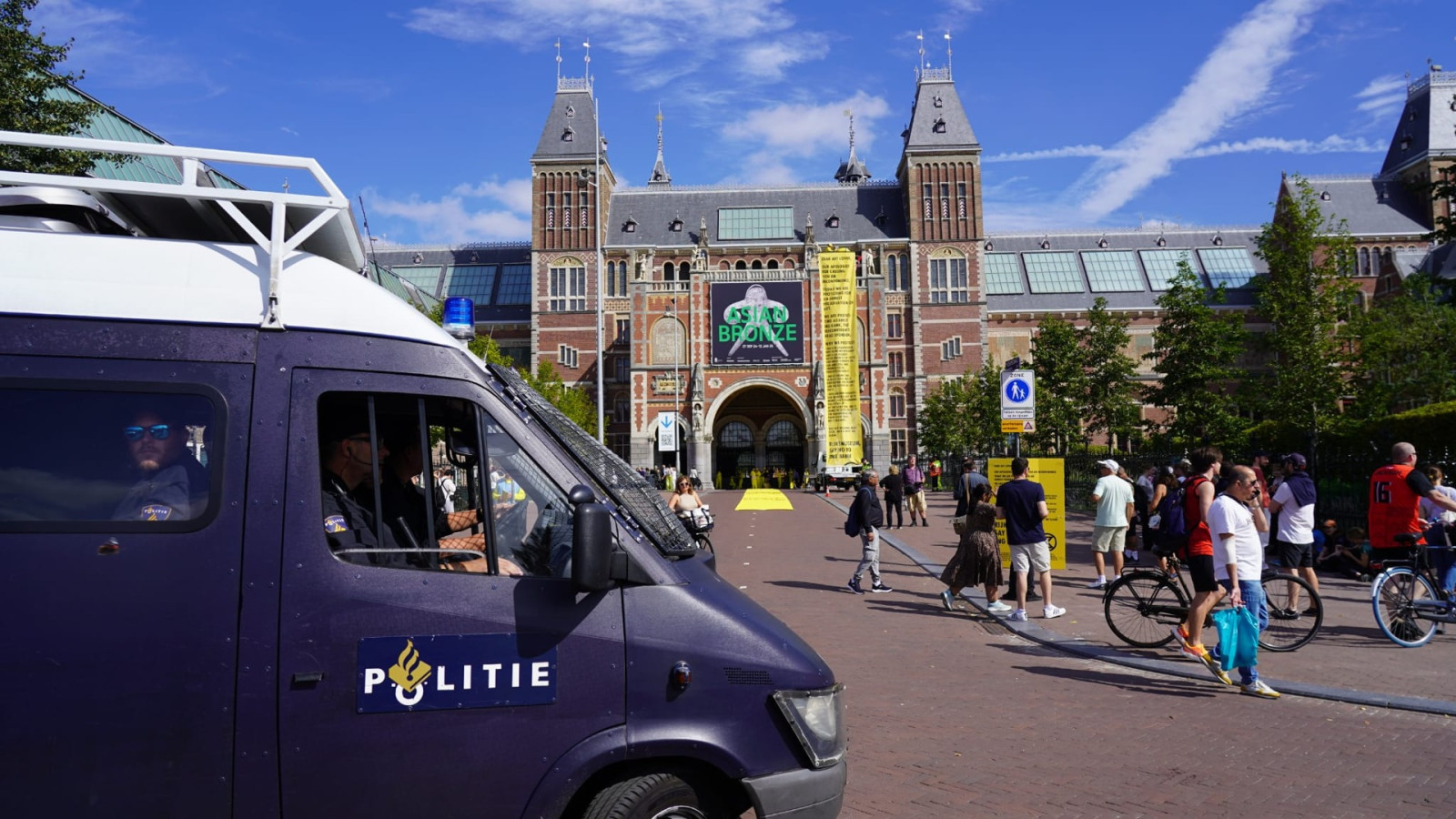 Actie Extinction Rebellion bij Rijksmuseum