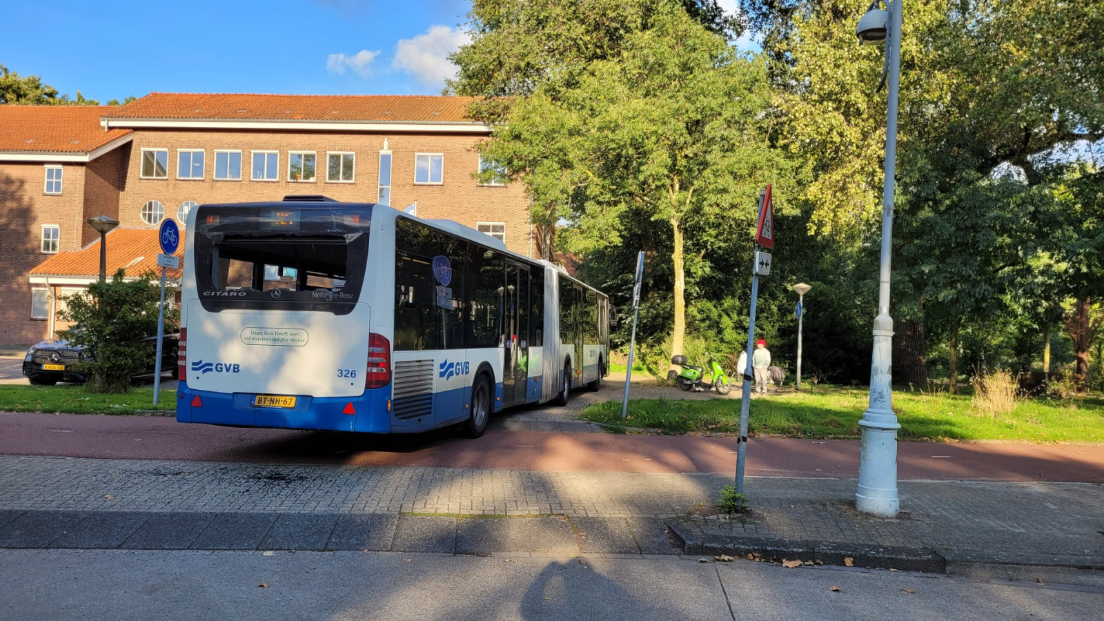 Bus Meeuwenlaan