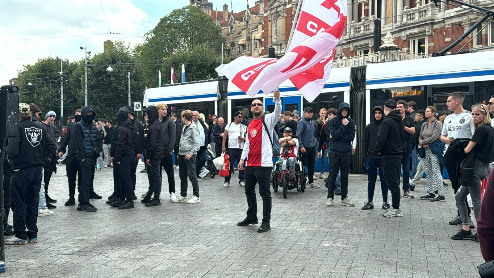 Demonstratie Ajax-supporters op Leidseplein