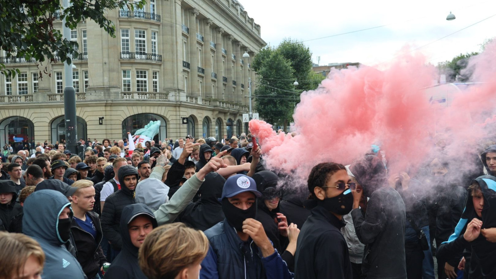 Demonstratie Ajax-supporters op Leidseplein