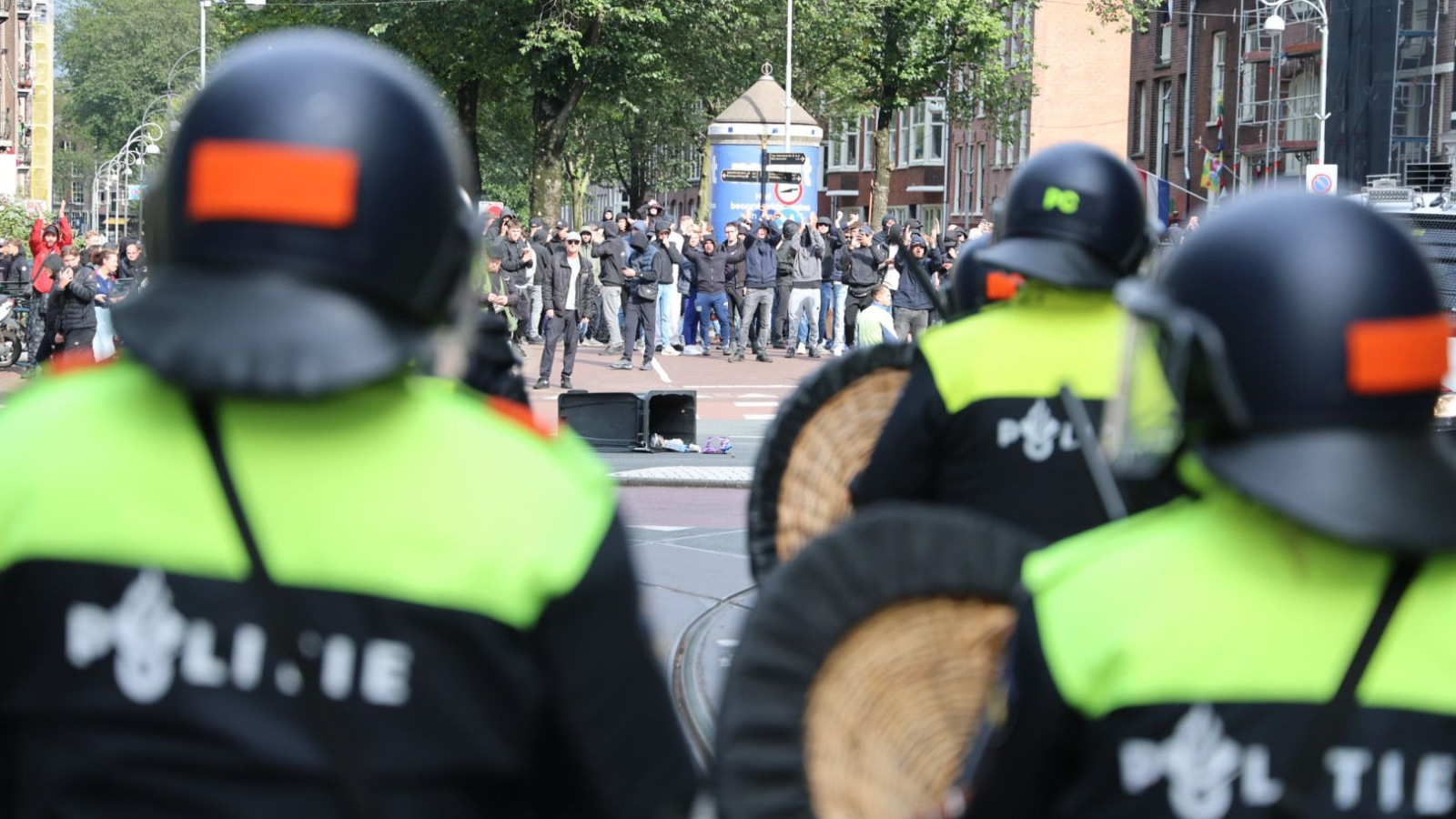 Demonstratie Ajax-supporters op Leidseplein