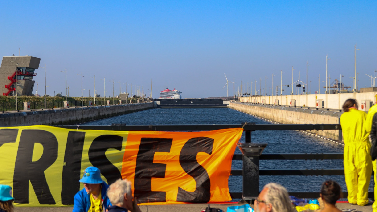 Blokkade sluis IJmuiden