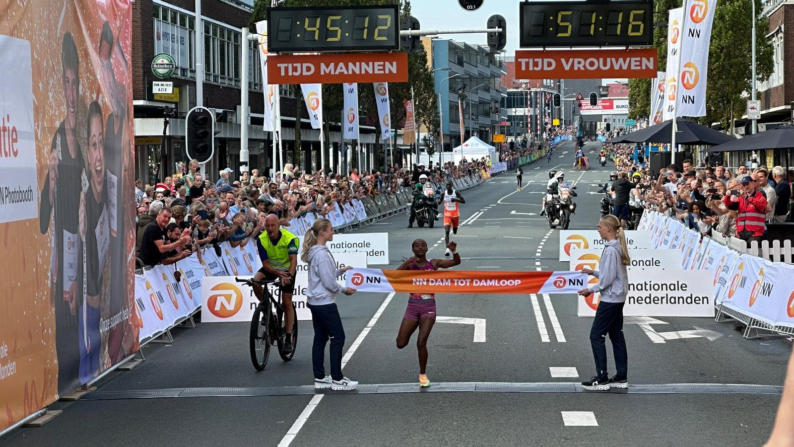 Asayech Ayichew wint Dam tot Damloop