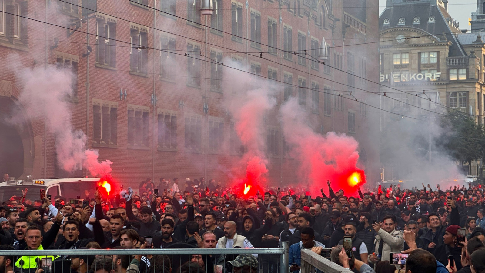 Stoet van Besiktas-supporters