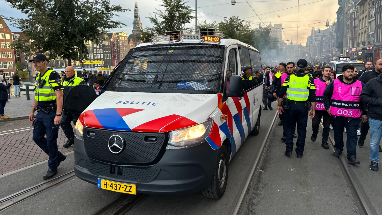 Stoet van Besiktas-supporters