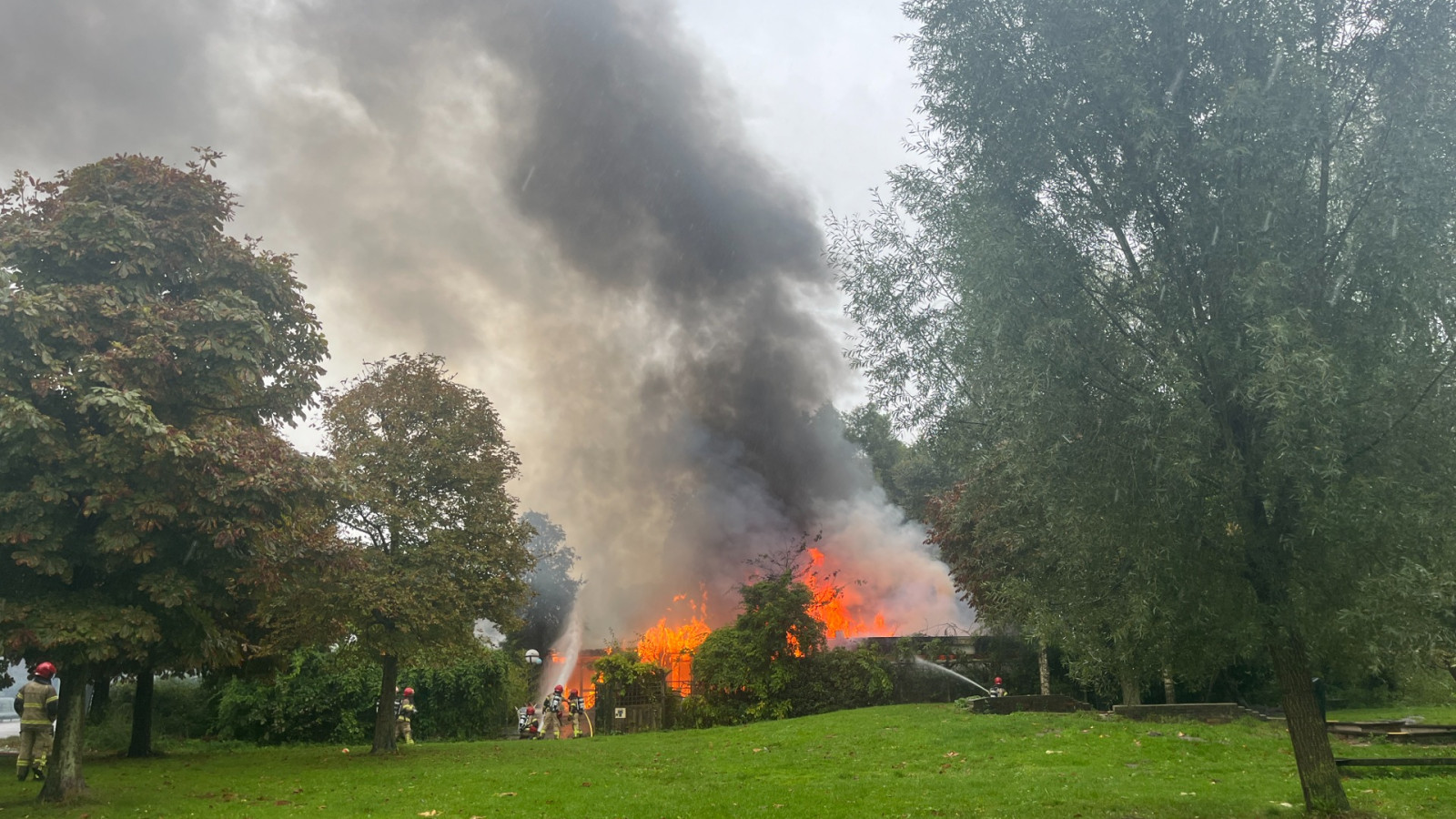 Brand in het Frankendaelpark in Oost