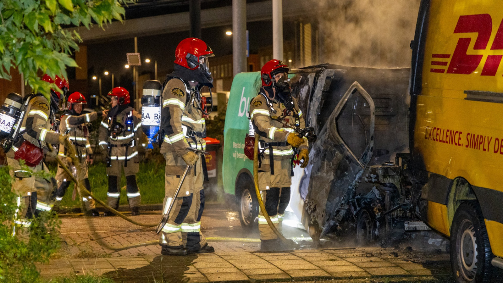 Auto's in brand in Nieuw-West