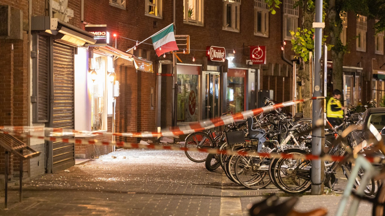 Plofkraak op geldautomaat in Rivierenbuurt