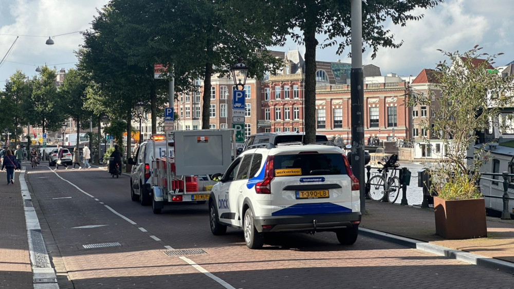 Zo Verliepen De 7 Oktober-herdenking En De Tegendemonstratie: Honderden ...