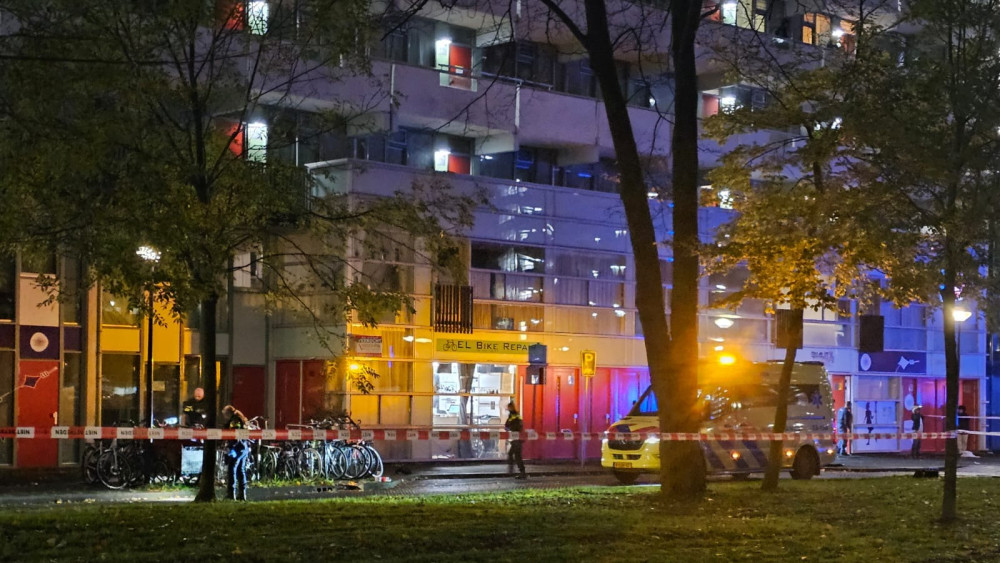 Man gewond na schietpartij bij Grubbehoeve, politie zoekt in omgeving naar verdachte