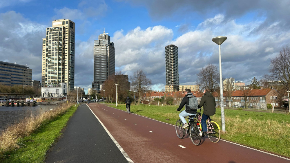 Gemeenten mogen experimenteren met maximumsnelheid op fietspad