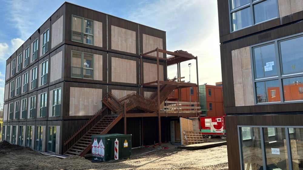 Aannemer past constructie aan tijdens bouw Brasa Village, onderzoek of pand nu nog veilig genoeg is