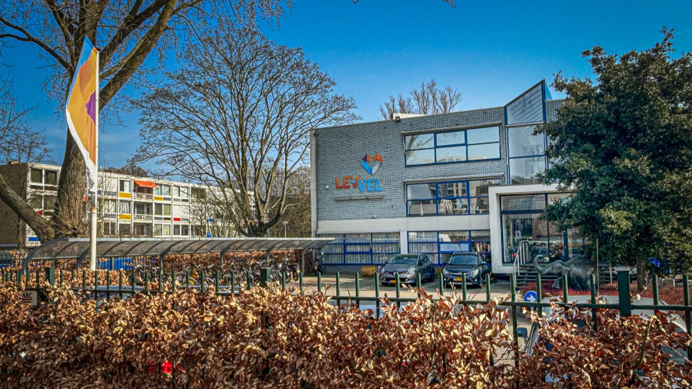 Toezichthouder waarschuwt voor dreigend tekort aan jeugdzorg vanwege instroomstop Levvel