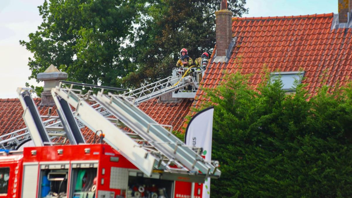 Grote brand bij golfclub aan Abcouderstraatweg