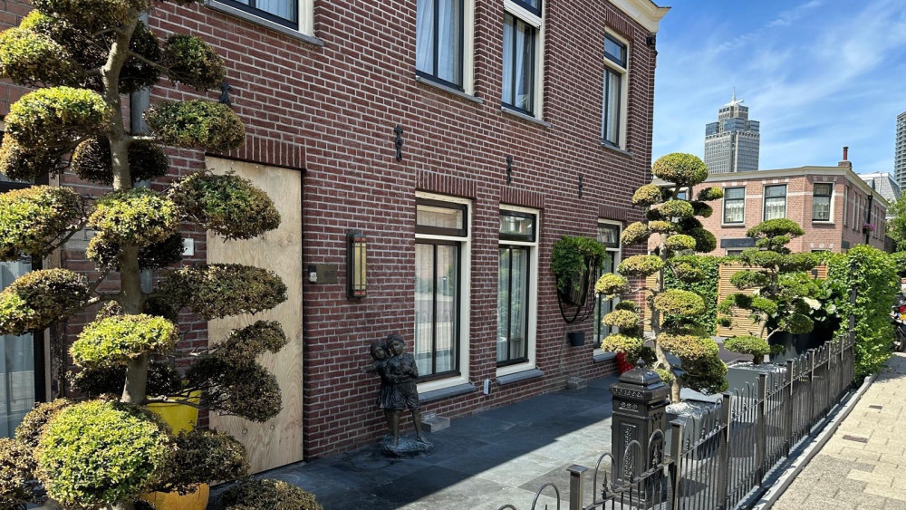 Door explosies beschadigde woning werd al geobserveerd, onder meer met spycam
