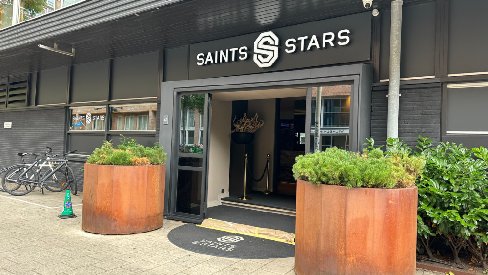Arbeidsinspectie legt 316.875 euro boete op aan Saints & Stars