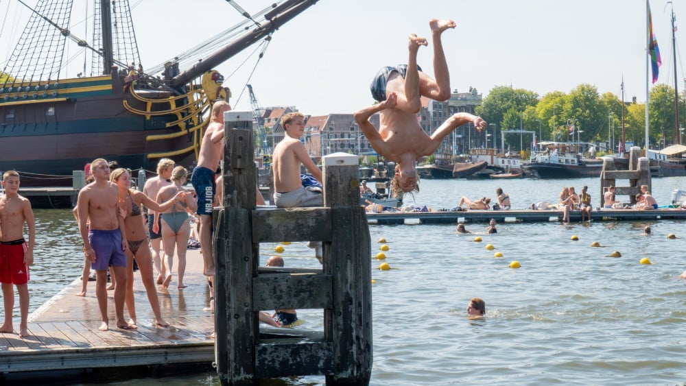 Zwemmen in open water? Na noodweer kan je beter een paar dagen wachten