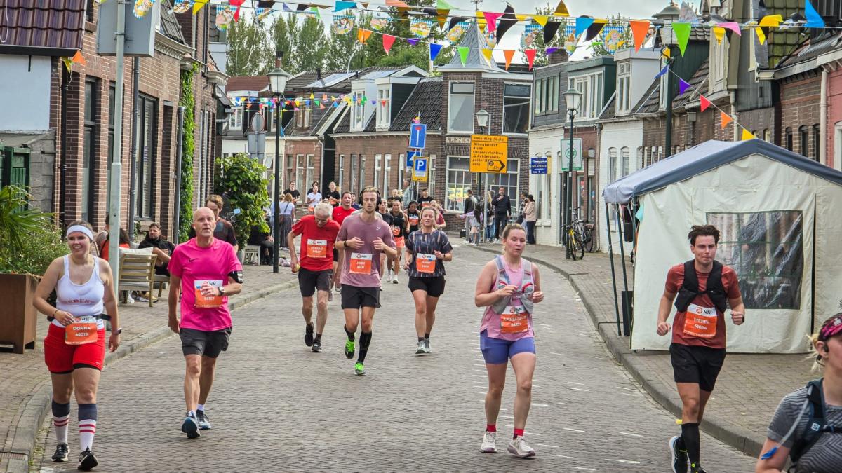 Morgen de 40e Dam tot Damloop de hele dag live op AT5