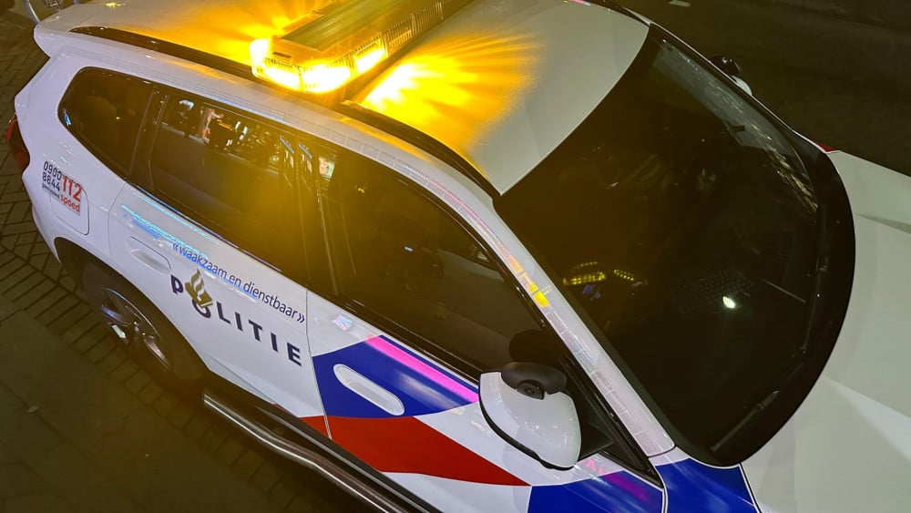 Politie deelt foto van nieuwe verdachte rond moord Sherwin Peterhof