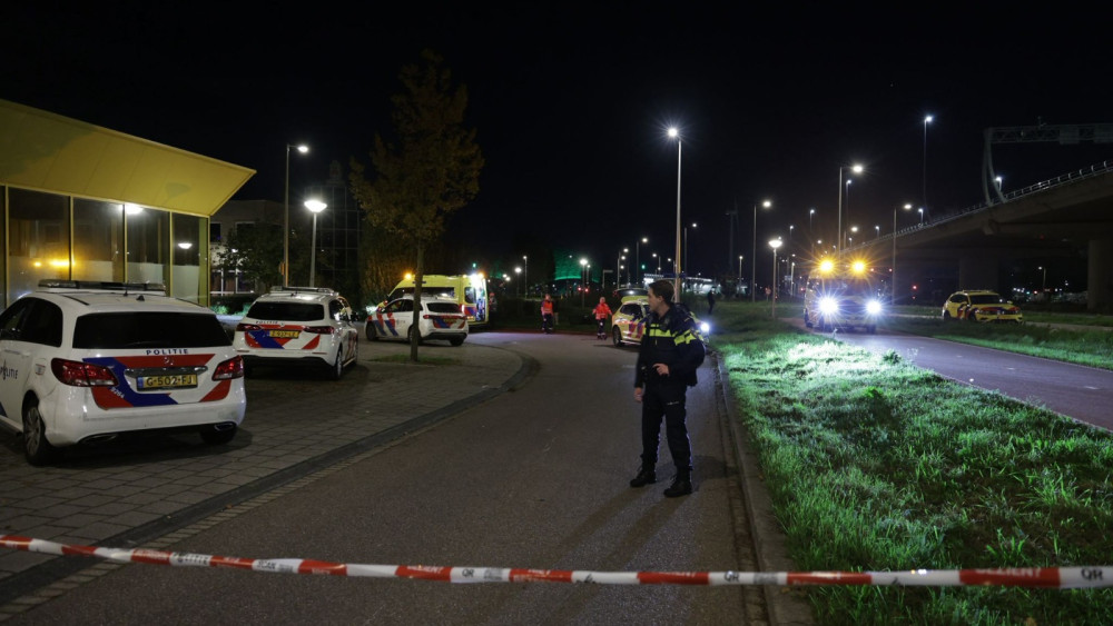 Man gewond bij schietpartij in Westpoort, twee verdachten aangehouden